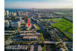 701 Three Islands Blvd 411 Hallandale Beach, FL 33009 - MLS#A11985408