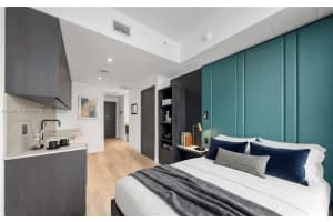 20 Ne 11 St 2306b, Miami