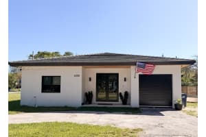 6200 Sw 57th Dr, South Miami