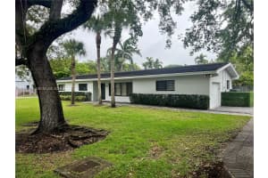 7340 Sw 105th Ter Pinecrest, FL 33156 - MLS#A11985439