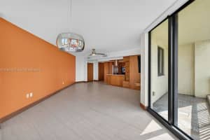 110 N Federal Hwy 1205 Fort Lauderdale, FL 33301 - MLS#A11985505