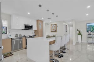 8818 Sw 16th St Miami, FL 33165 - MLS#A11985522