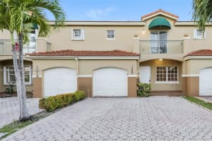 15867 68th Ter , Miami, FL 33193 - MLS#A11985527