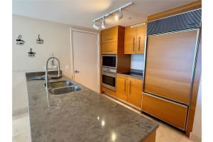 475 Brickell Ave 3913 Miami, FL 33131 - MLS#A11985532