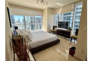 475 Brickell Ave 3913 Miami, FL 33131 - MLS#A11985532