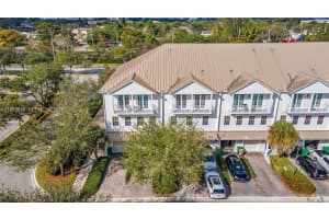 6841 N Lakeside Cir N 109-1, Davie 6841 N Lakeside Cir N 109-1, Davie