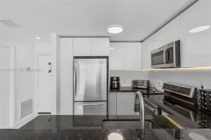 6545 Indian Creek Dr APT 306, Miami Beach, FL 33141, - MLS#A11985560