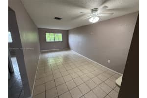 159 W 8th St APT 9, Hialeah, FL 33010, - MLS#A11985566