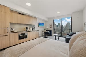 121 NE 5th St #2604, Miami, FL 33132, - MLS#A11985584