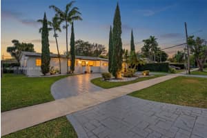 9440 Sw 54th St Miami, FL 33165 - MLS#A11985592