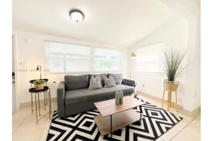 412 Nw 95th St Miami, FL 33150 - MLS#A11985605