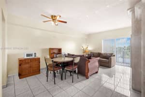 5731 NW 37th St APT 405, Virginia Gardens, FL 33166, - MLS#A11985618