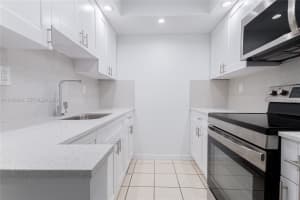 9405 W Flagler St APT D205, Miami, FL 33174, - MLS#A11985639