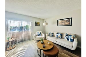 17530 Nw 68th Ave C4012 Hialeah, FL 33015 - MLS#A11985641