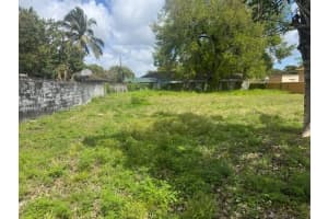 1815 Nw 92nd St Miami, FL 33147 Sold 05/28/26