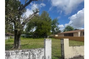 1815 Nw 92nd St Miami, FL 33147 Sold 05/28/26