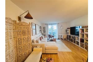 7928 West Dr 404 North Bay Village, FL 33141 - MLS#A11985666