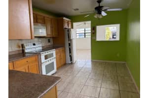 2001 Sw 100th Ave Miramar, FL 33025 - MLS#A11985694