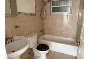 2001 Sw 100th Ave Miramar, FL 33025 - MLS#A11985694