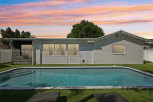 8900 Sw 7th St Boca Raton, FL 33433 - MLS#A11985723