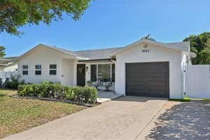 8900 Sw 7th St Boca Raton, FL 33433 - MLS#A11985723