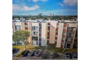 9441 Sw 4th St 111 Miami, FL 33174 - MLS#A11985725