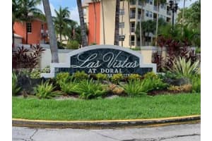 8353 Lake Dr 104, Doral