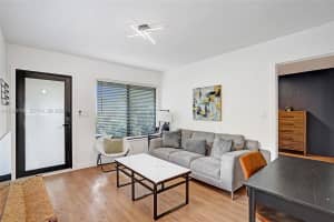 754 Ne 40th St C Fort Lauderdale, FL 33334 - MLS#A11985766