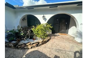 2827 Mckinley St Hollywood, FL 33020 - MLS#A11985770