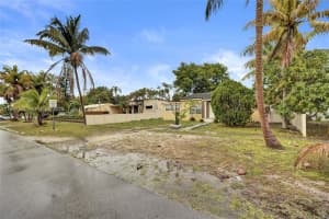 1675 Ne 160th St North Miami Beach, FL 33162 - MLS#A11985792