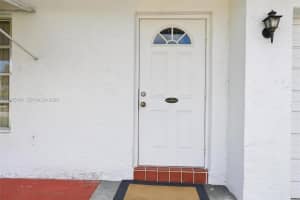 9306 Nw 80th St Tamarac, FL 33321 - MLS#A11985794