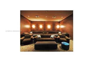 1900 Bayshore Dr , Miami, FL 33132 - MLS#A11985818