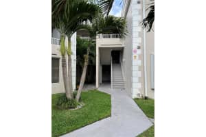 2881 N Oakland Forest Dr APT 210, Oakland Park, FL 33309, - MLS#A11985832