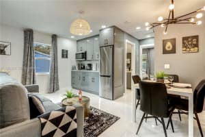 2302 Taylor St 4 Hollywood, FL 33020 - MLS#A11985833