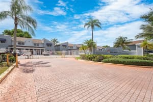 7110 Nw 173rd Dr 108 Hialeah, FL 33015 - MLS#A11985871