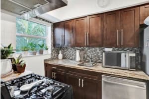 10076 E Bay Harbor Dr 76d Bay Harbor Islands, FL 33154 - MLS#A11985883