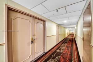 4001 Hillcrest Dr 602-4 Hollywood, FL 33021 - MLS#A11985887