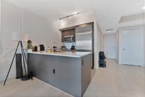 500 Brickell Ave 2000 Miami, FL 33131 - MLS#A11985914