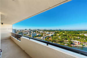 2555 Collins Ave APT 2002, Miami Beach, FL 33140, - MLS#A11985937