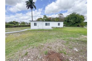 15545 Arizona Rd Homestead, FL 33033 - MLS#A11985946