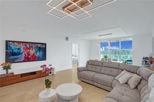 14951 Royal Oaks Ln 803 North Miami, FL 33181 - MLS#A11985956