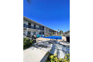 708 Victoria Dr 101 Cape Coral, FL 33904 - MLS#A11985960