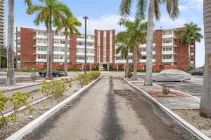 1700 Ne 105th St 505 Miami Shores, FL 33138 - MLS#A11985967