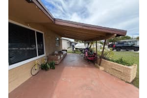 1833 Sw 43rd Ave Fort Lauderdale, FL 33317 - MLS#A11986001