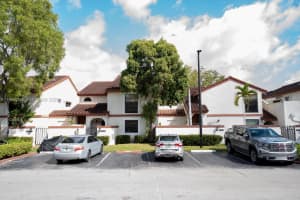 333 Ives Dairy Rd A33306 Miami, FL 33179 - MLS#A11986003