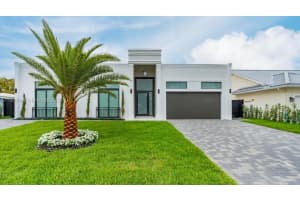 2755 Ne 31st Ct, Lighthouse Point