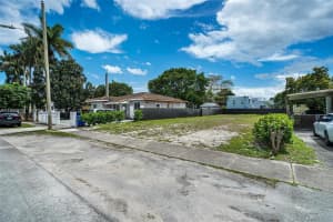 3056 Sw 13th St Miami, FL 33145 - MLS#A11986027