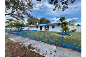 4513 Nw 203rd Ter Miami Gardens, FL 33055 - MLS#A11986041