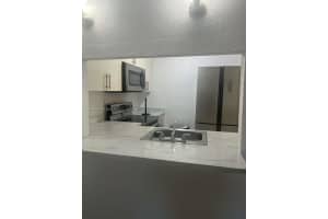 4550 Nw 9th St 114e, Miami