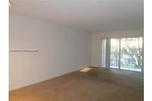 1075 Riverside Dr 304 Coral Springs, FL 33071 - MLS#A11986079